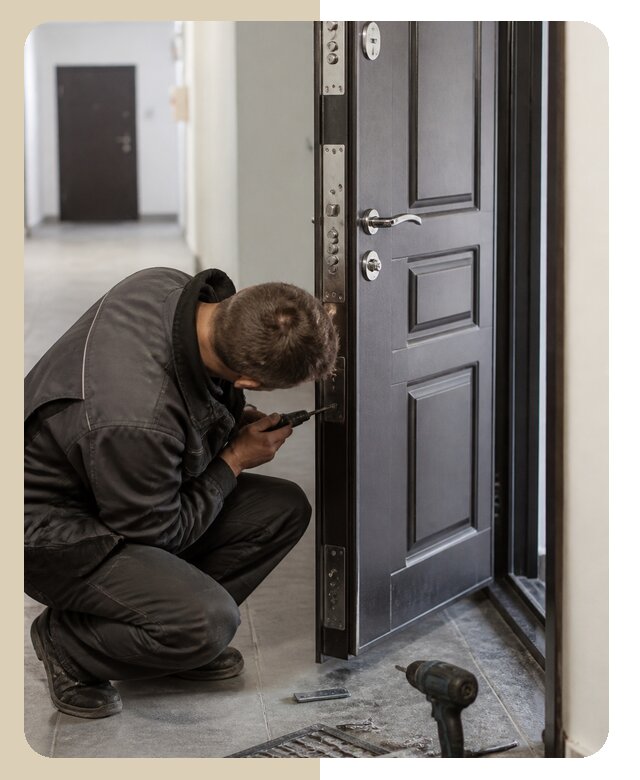 Усиление входной двери с установкой броненакладки в Норильске
